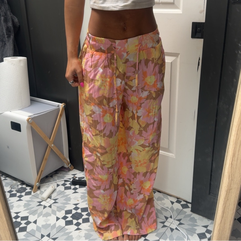 Roxy Floral Wide-Leg Lounge Pants in Pink and Yellow